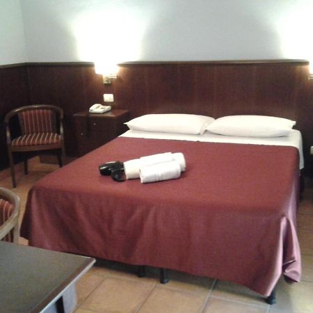 Casale Maginulfo Hotel Roccamandolfi Ngoại thất bức ảnh