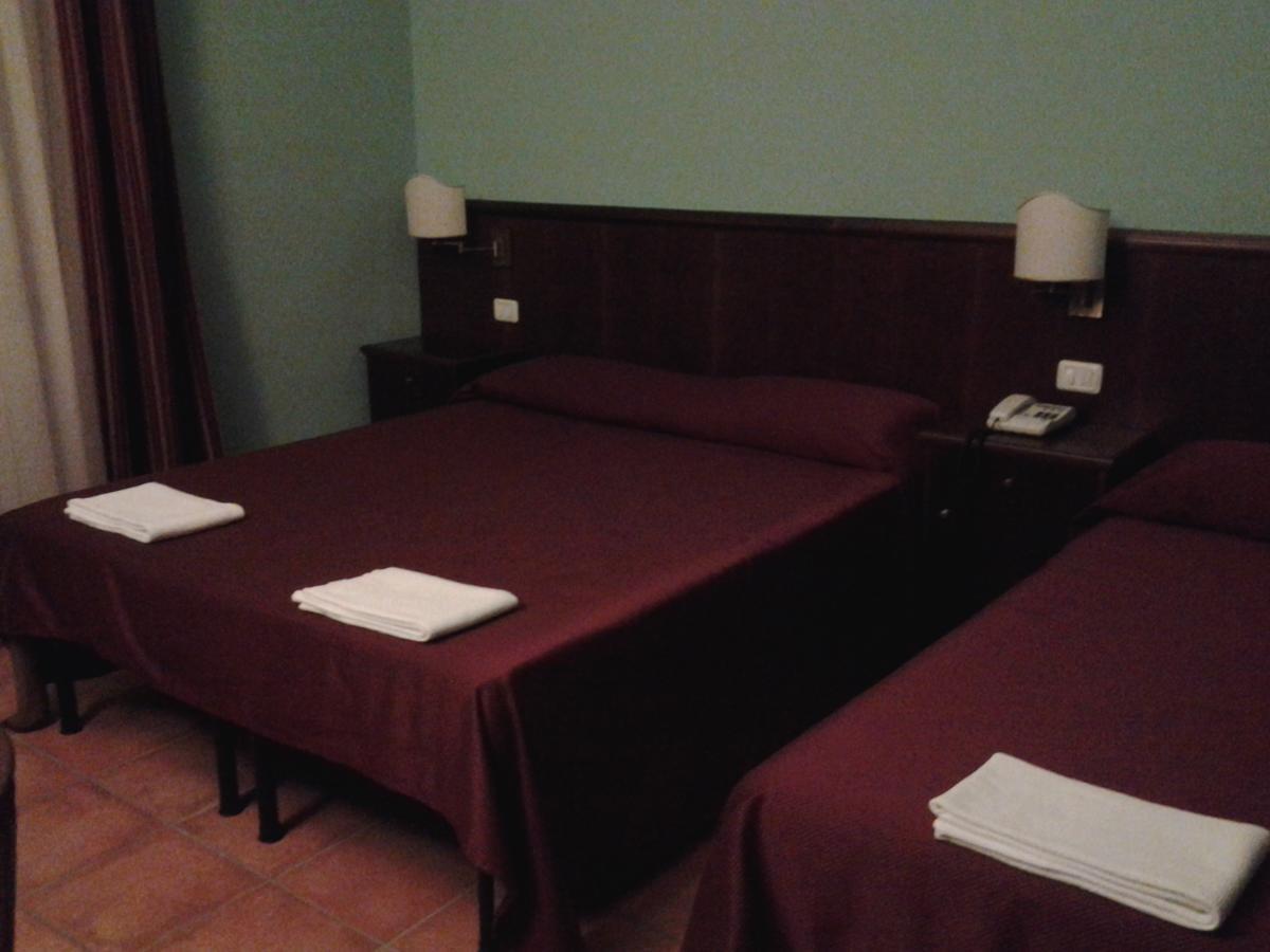 Casale Maginulfo Hotel Roccamandolfi Phòng bức ảnh
