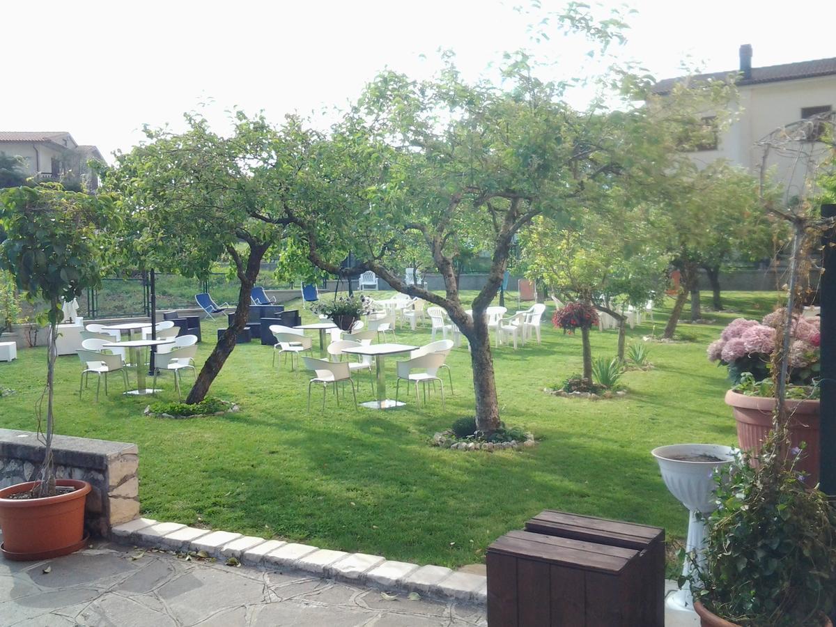 Casale Maginulfo Hotel Roccamandolfi Ngoại thất bức ảnh