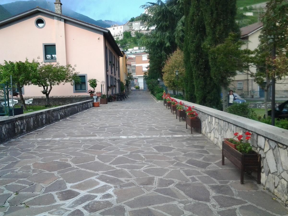 Casale Maginulfo Hotel Roccamandolfi Ngoại thất bức ảnh